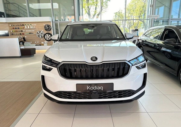 Skoda Kodiaq cena 237040 przebieg: 4, rok produkcji 2024 z Mikstat małe 121